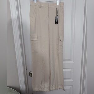 Beige Wide-Leg Cargo Pants NWT Express cream cargo convertible pants 0R